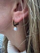 Indlæs billede til gallerivisning Stasia pearl earring